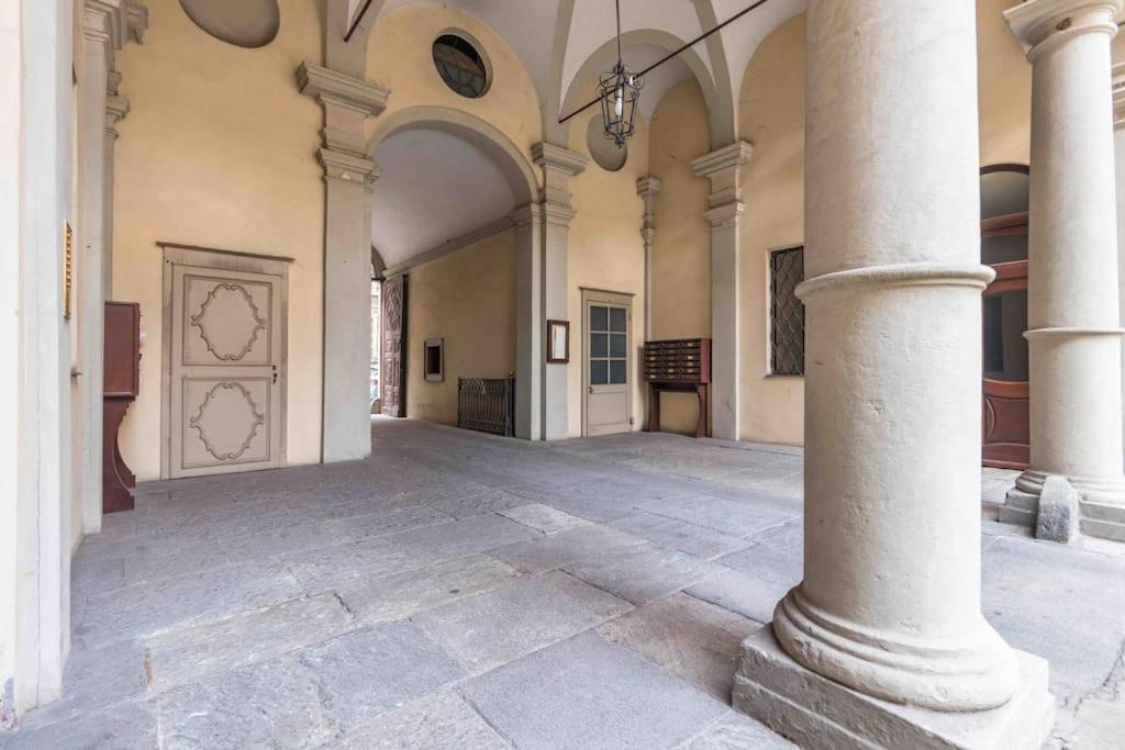 Hollywood Housein The Heart Of Turin 아파트 외부 사진