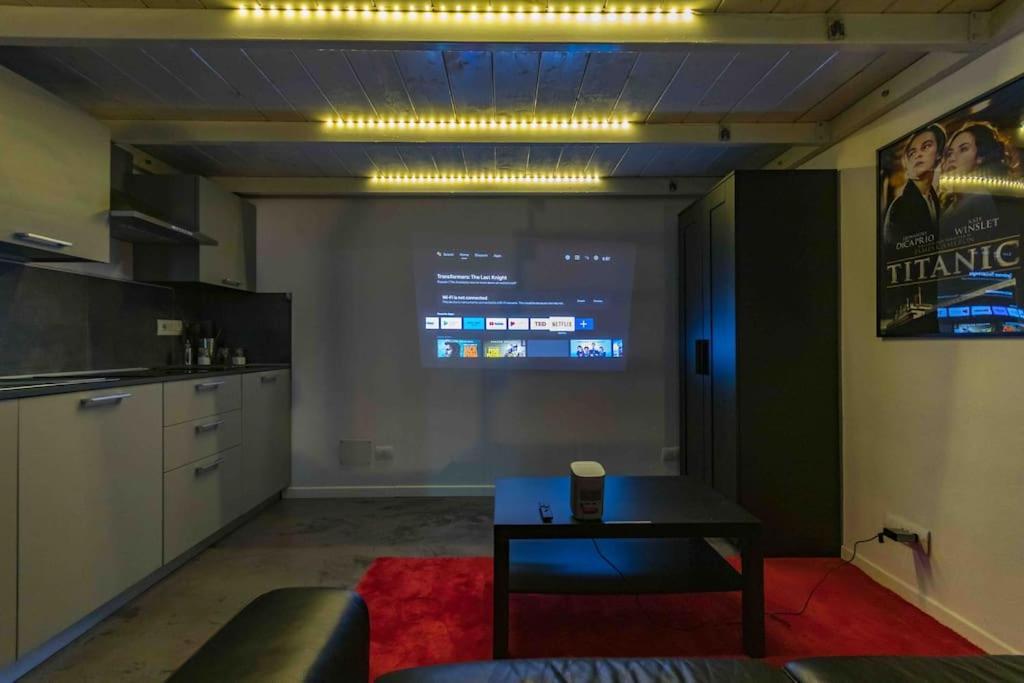 Hollywood Housein The Heart Of Turin 아파트 외부 사진